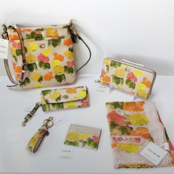 COACH Loop Bag Charm Key Ring in RETRO Classic Floral Print with Dog Clip NWT! - Picture 8 of 10